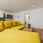 Apartmán Gorgeous In With Wifi *
