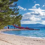 2 Bedroom Beautiful In *