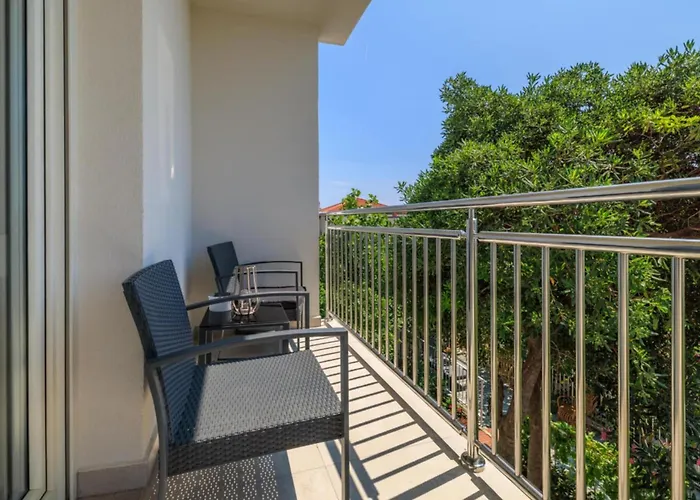 2 Bedroom Beautiful In Daire Crikvenica