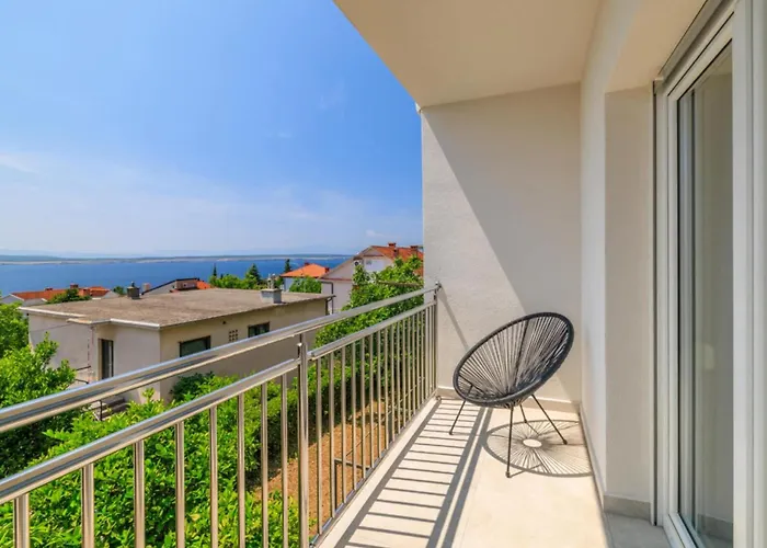 Apartamento 2 Bedroom Beautiful In Crikvenica *